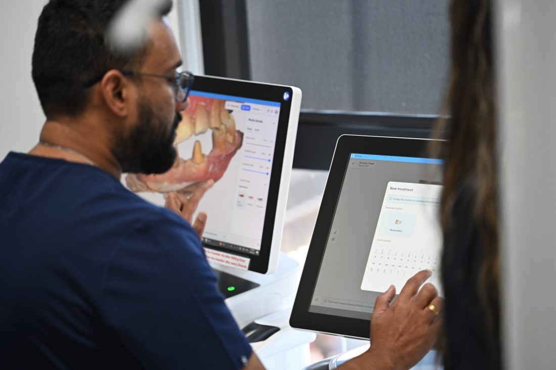 Digital implant treatment planning on screen